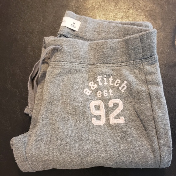 Abercrombie & Fitch Kid Cozy Joggers - Picture 3 of 3